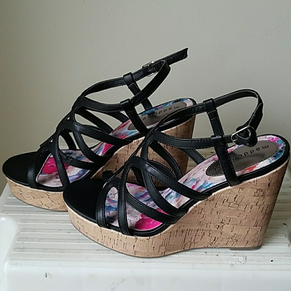 Madden Girl Wedges